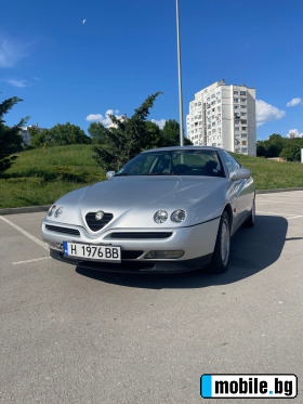     Alfa Romeo Gtv 2.0 twinspark ~8 500 .