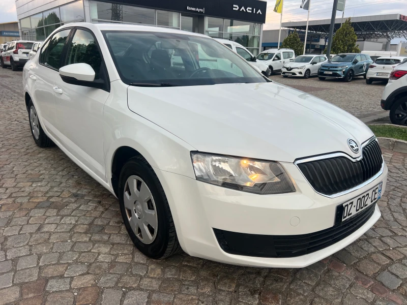 Skoda Octavia 1.6 TDI CLIMA/NAVI - 4899 € - 25628630 1 | Car24.bg Skoda Octavia 1.6 TDI CLIMA/NAVI - 4899 € - 25628630 1