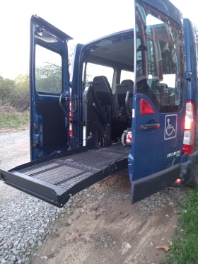 Opel Movano Пътнически, специален в талона с рампа за инвалиди | Auto.bg — изображение 12 Opel Movano Пътнически, специален в талона с рампа за инвалиди | Auto.bg — изображение 12