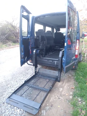 Opel Movano Пътнически, специален в талона с рампа за инвалиди | Auto.bg — изображение 13 Opel Movano Пътнически, специален в талона с рампа за инвалиди | Auto.bg — изображение 13