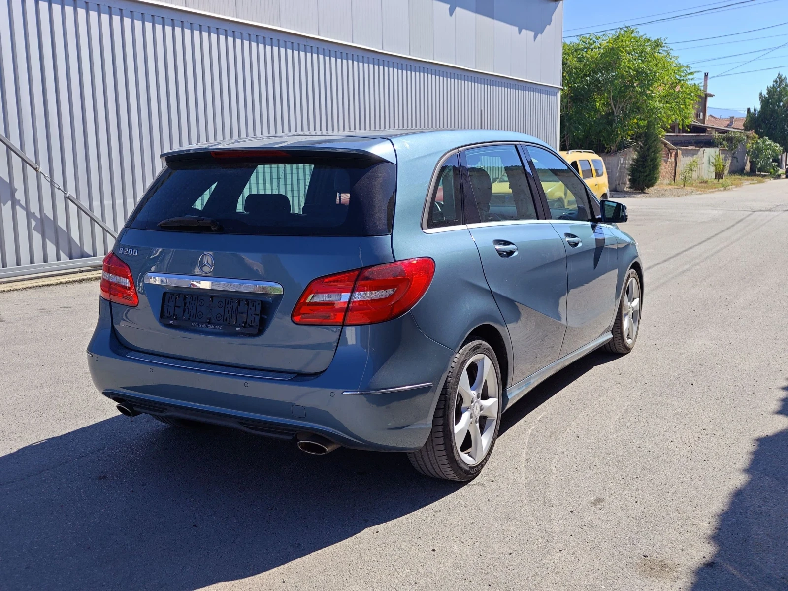 Mercedes-Benz B 200 B200i 156hp#Distronic#Euro6 - изображение 5 | Auto.bg Mercedes-Benz B 200 B200i 156hp#Distronic#Euro6 - изображение 5