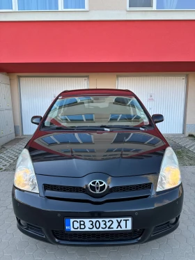 Toyota Corolla verso 2.2 D4D / Регистрирана