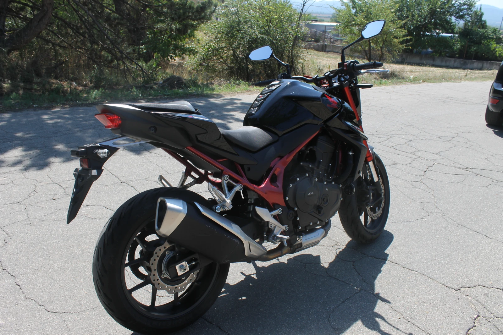 Honda Hornet 7700км., ИТАЛИЯ, НОВ ВНОС - изображение 4 | Auto.bg Honda Hornet 7700км., ИТАЛИЯ, НОВ ВНОС - изображение 4