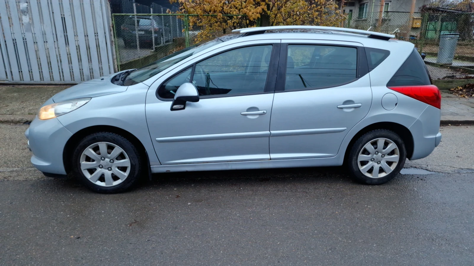 Peugeot 207 1 4 VTi SW ПАНОРАМА 2009 4 250 лв ID 52984104 Auto bg