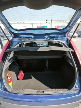 Ford Fiesta 1.4, камера, Android auto | Auto.bg — изображение 15 Ford Fiesta 1.4, камера, Android auto | Auto.bg — изображение 15