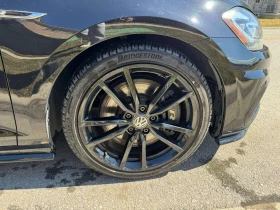VW Golf R * РЪЧНИ СКОРОСТИ * CARFAX * KEYLESS * ПОДГРЕВИ - 22000 € / 43028.26 лв. - 18836405 15 | Car24.bg VW Golf R * РЪЧНИ СКОРОСТИ * CARFAX * KEYLESS * ПОДГРЕВИ - 22000 € / 43028.26 лв. - 18836405 15