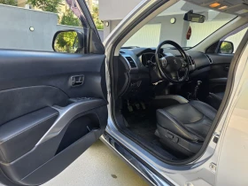 Peugeot 4007 2.2 HDI * 156к.с.* 7 места* 4х4* NAVI* SWISS* - 5300 € - 52065110 12 | Car24.bg Peugeot 4007 2.2 HDI * 156к.с.* 7 места* 4х4* NAVI* SWISS* - 5300 € - 52065110 12