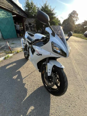 Yamaha YZF-R1 undefined | Auto.bg — изображение 4 Yamaha YZF-R1 undefined | Auto.bg — изображение 4