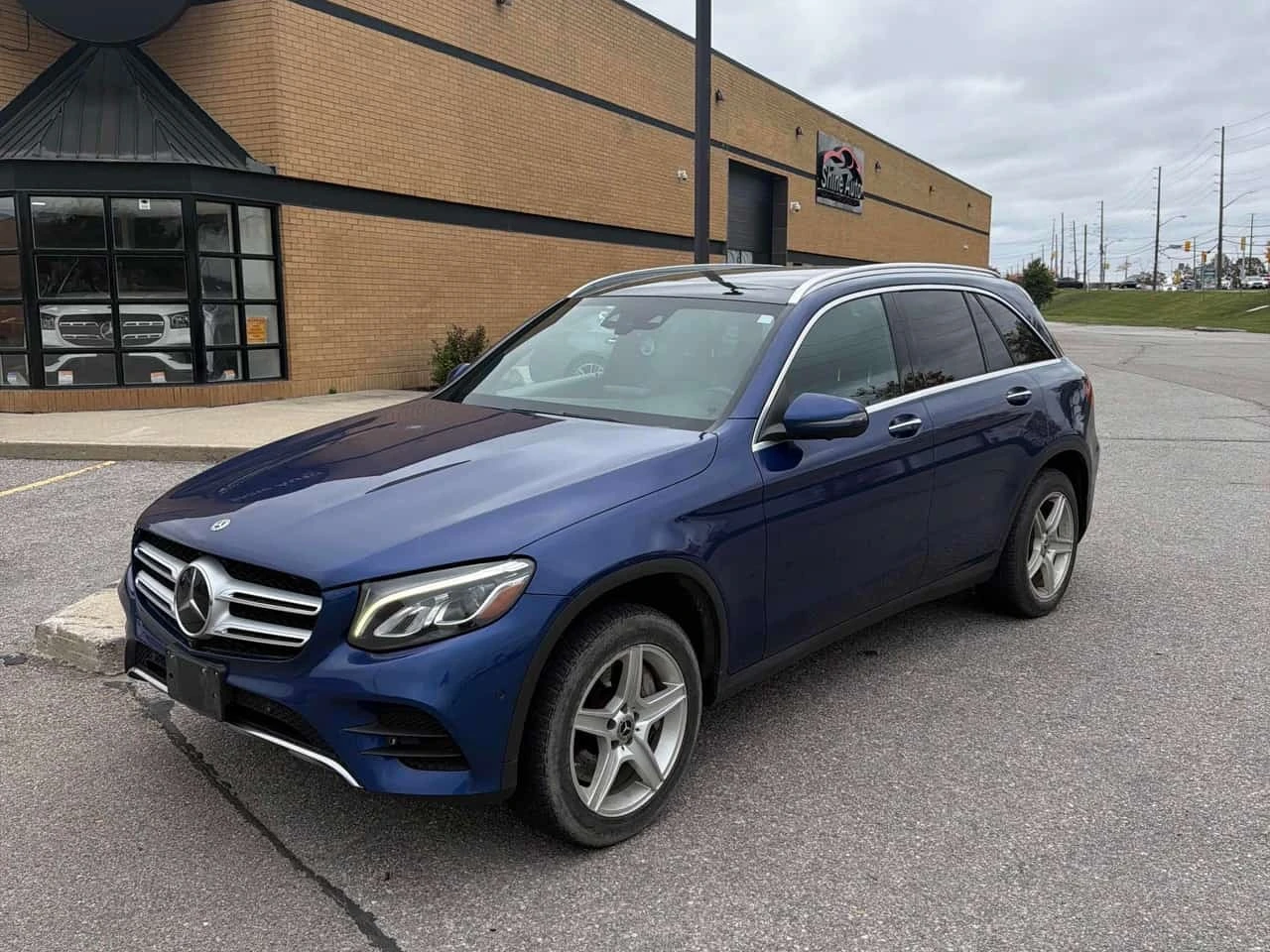 Mercedes-Benz GLC 300 * АВТОКРЕДИТ * ГЛАВНО ПРЕДСТАВИТЕЛСТВО | Auto.bg — изображение 1 Mercedes-Benz GLC 300 * АВТОКРЕДИТ * ГЛАВНО ПРЕДСТАВИТЕЛСТВО | Auto.bg — изображение 1