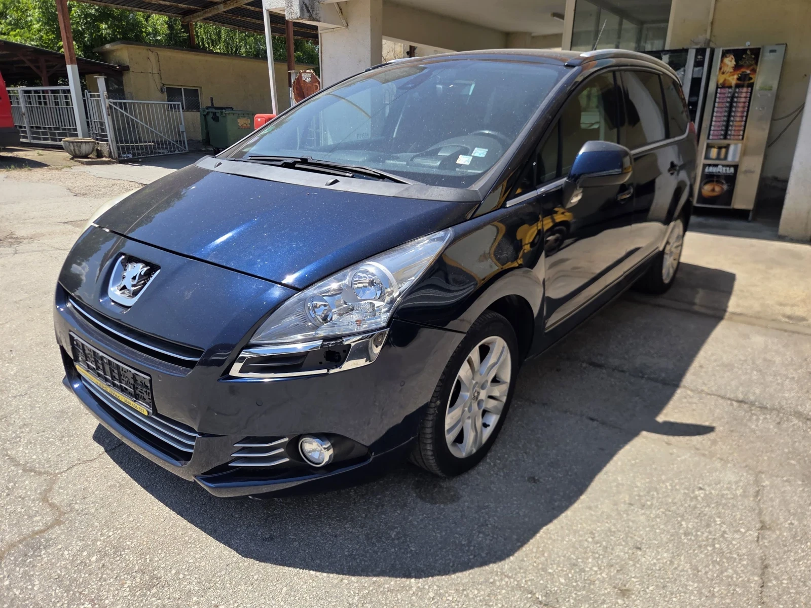 Peugeot 5008 1.6i turbo | Auto.bg — изображение 1 Peugeot 5008 1.6i turbo | Auto.bg — изображение 1