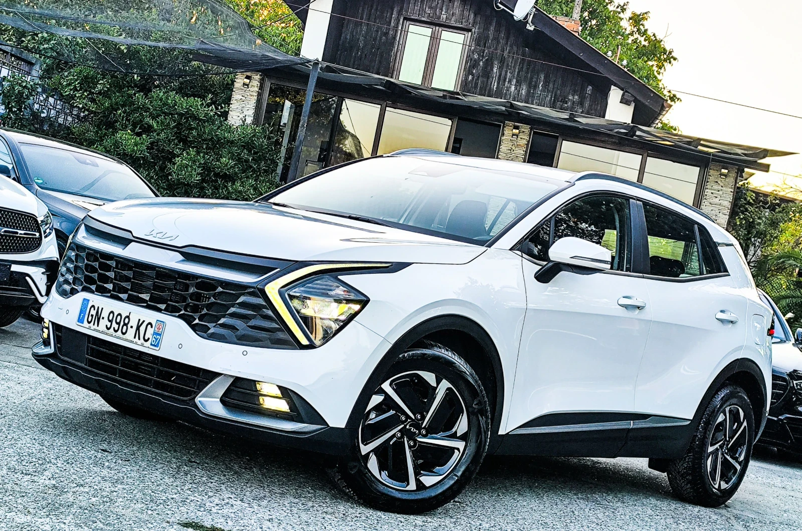 Kia Sportage 1.6CGI HYBRID АВТОМАТИК ТОП ТОП ТОП | Auto.bg — изображение 1 Kia Sportage 1.6CGI HYBRID АВТОМАТИК ТОП ТОП ТОП | Auto.bg — изображение 1