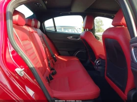 Alfa Romeo Giulia 2023 ALFA ROMEO GIULIA VELOCE RWD | Auto.bg — изображение 11 Alfa Romeo Giulia 2023 ALFA ROMEO GIULIA VELOCE RWD | Auto.bg — изображение 11