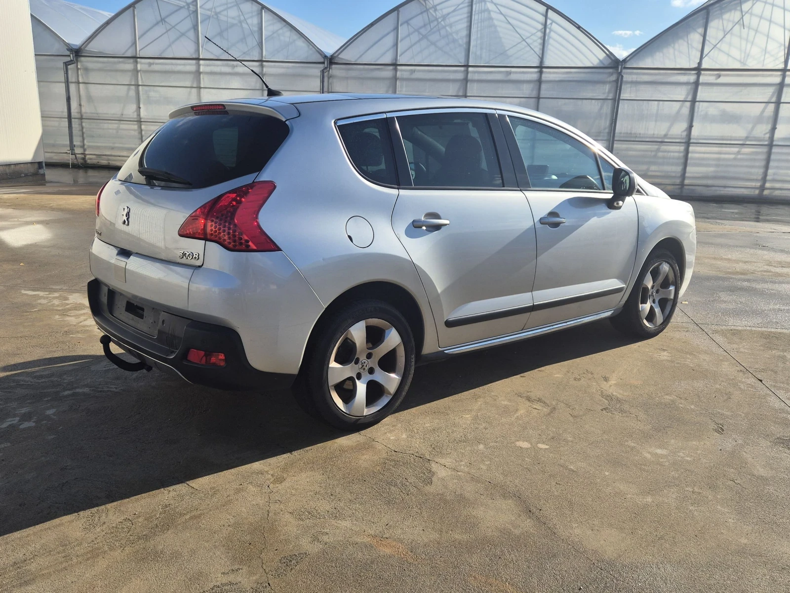 Peugeot 3008 2.0 HDI;Панорама;Подгрев;Навигация;headup - изображение 4 | Auto.bg Peugeot 3008 2.0 HDI;Панорама;Подгрев;Навигация;headup - изображение 4