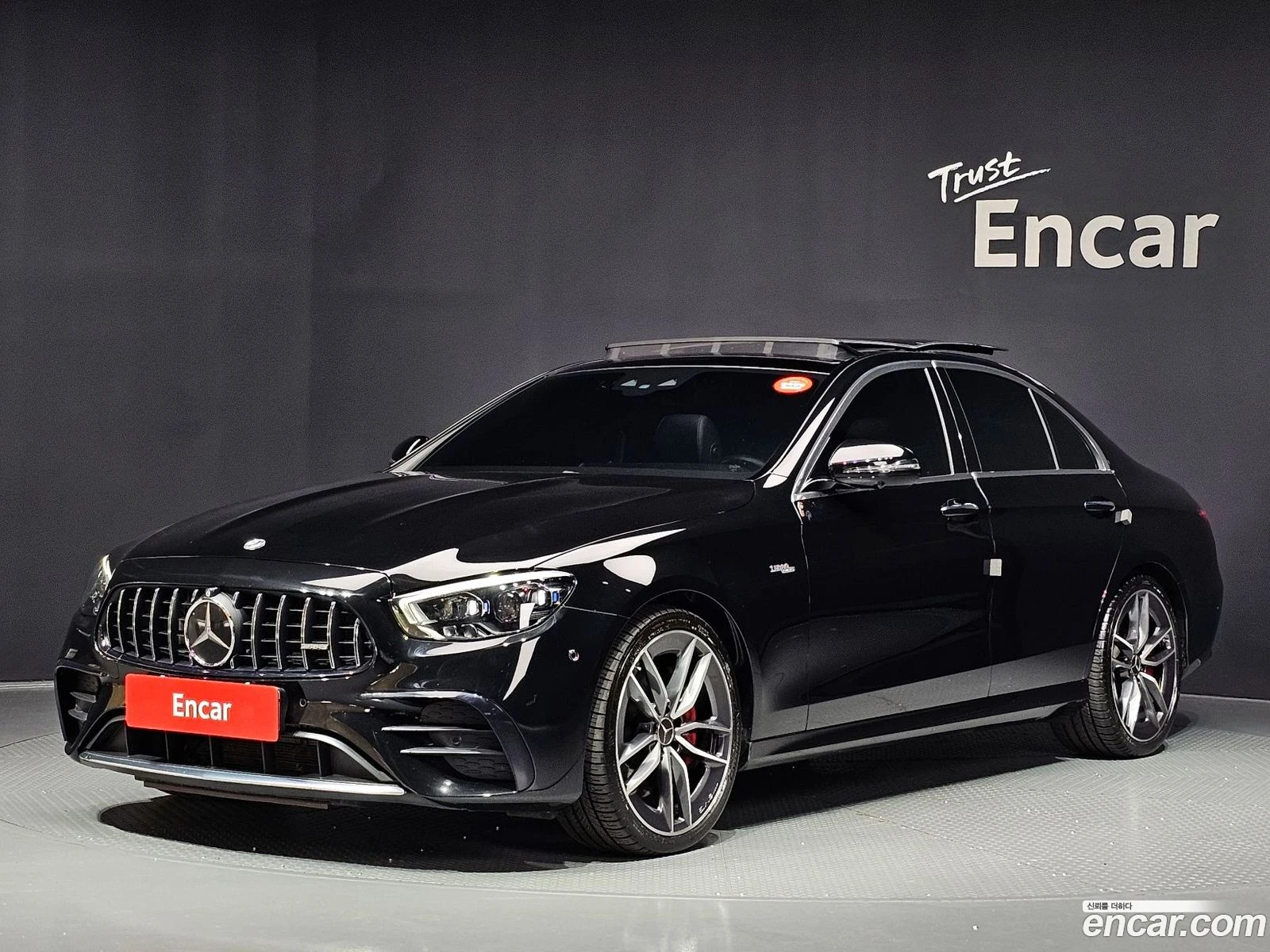 Mercedes-Benz E 53 AMG E53 AMG 4MATIC+ | Auto.bg — изображение 1 Mercedes-Benz E 53 AMG E53 AMG 4MATIC+ | Auto.bg — изображение 1