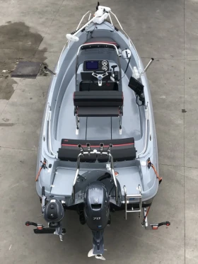 Лодка Yamarin Cross 53CC | Auto.bg — изображение 7 Лодка Yamarin Cross 53CC | Auto.bg — изображение 7