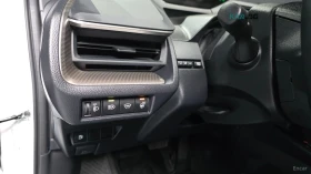 Toyota Prius 5th GEN/XLE/ОБДУХВАНЕ/СЛЕДЕНЕ НА ЛЕНТИ | Auto.bg — изображение 10 Toyota Prius 5th GEN/XLE/ОБДУХВАНЕ/СЛЕДЕНЕ НА ЛЕНТИ | Auto.bg — изображение 10