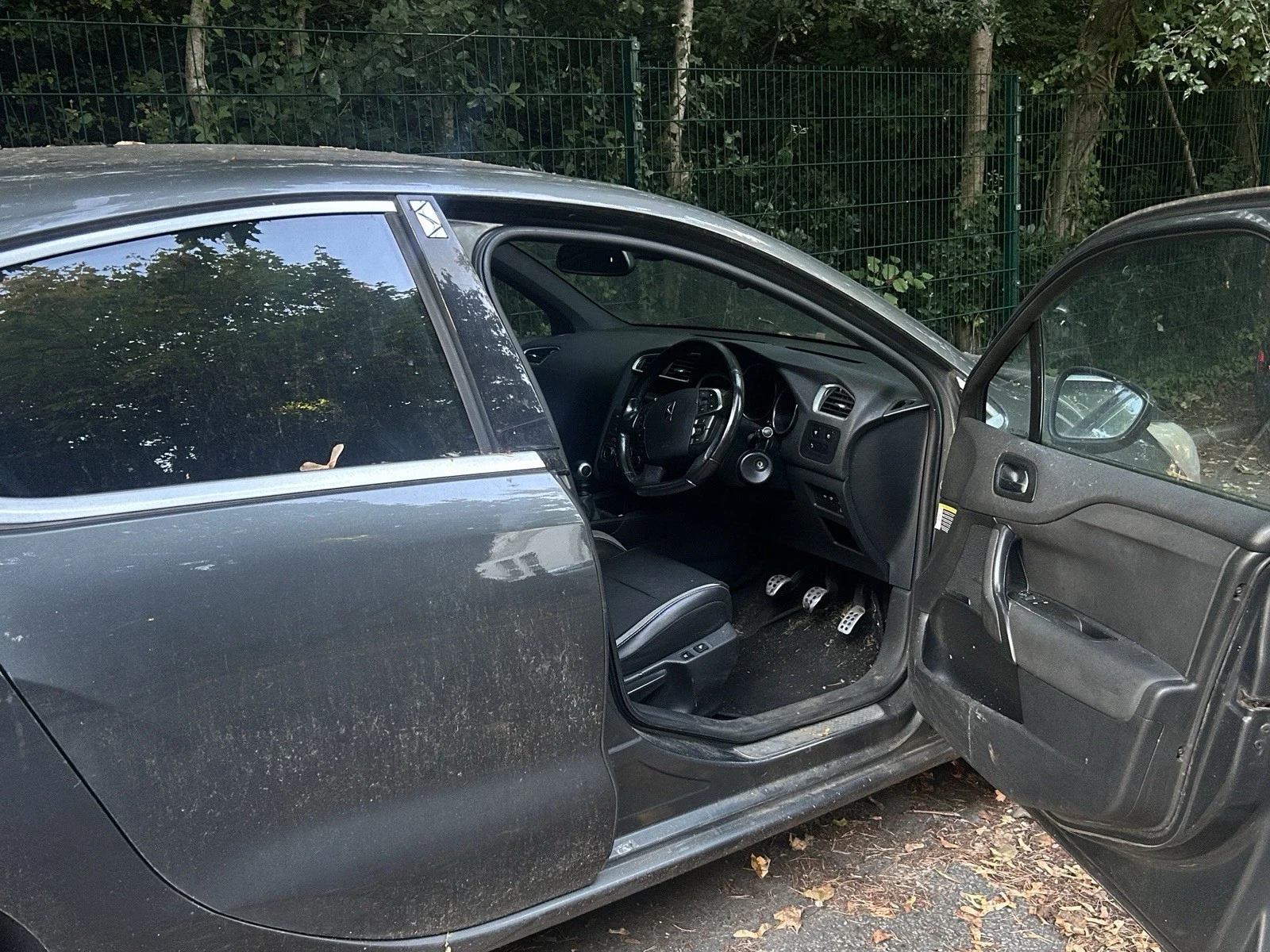 Citroen DS4 1.6 hdi - изображение 4 | Auto.bg Citroen DS4 1.6 hdi - изображение 4