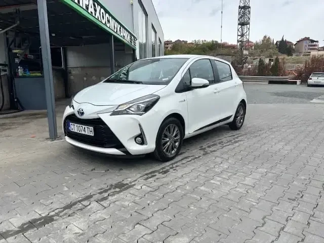 Toyota Yaris 1.5 HYBRID АВТОМАТ 60 000 км  - изображение 3 | Auto.bg Toyota Yaris 1.5 HYBRID АВТОМАТ 60 000 км  - изображение 3