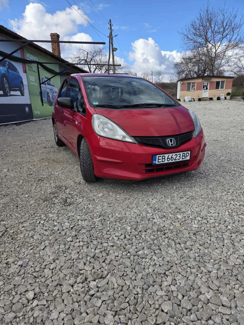 Honda Jazz 1.2куб.90к.с. 2014г. Бензин- Газ - 4850 € / 9485.78 лв. - 93842649 1 | Car24.bg Honda Jazz 1.2куб.90к.с. 2014г. Бензин- Газ - 4850 € / 9485.78 лв. - 93842649 1