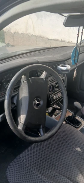 Mercedes-Benz 190 undefined | Auto.bg — изображение 5 Mercedes-Benz 190 undefined | Auto.bg — изображение 5