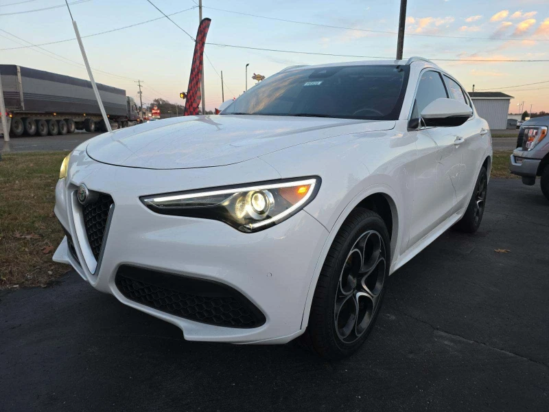 Alfa Romeo Stelvio TI LUSSO| HARMAN/KARDON| ПОДРЕВ - 20500 € / 40094.51 лв. - 65382915 1 | Car24.bg Alfa Romeo Stelvio TI LUSSO| HARMAN/KARDON| ПОДРЕВ - 20500 € / 40094.51 лв. - 65382915 1
