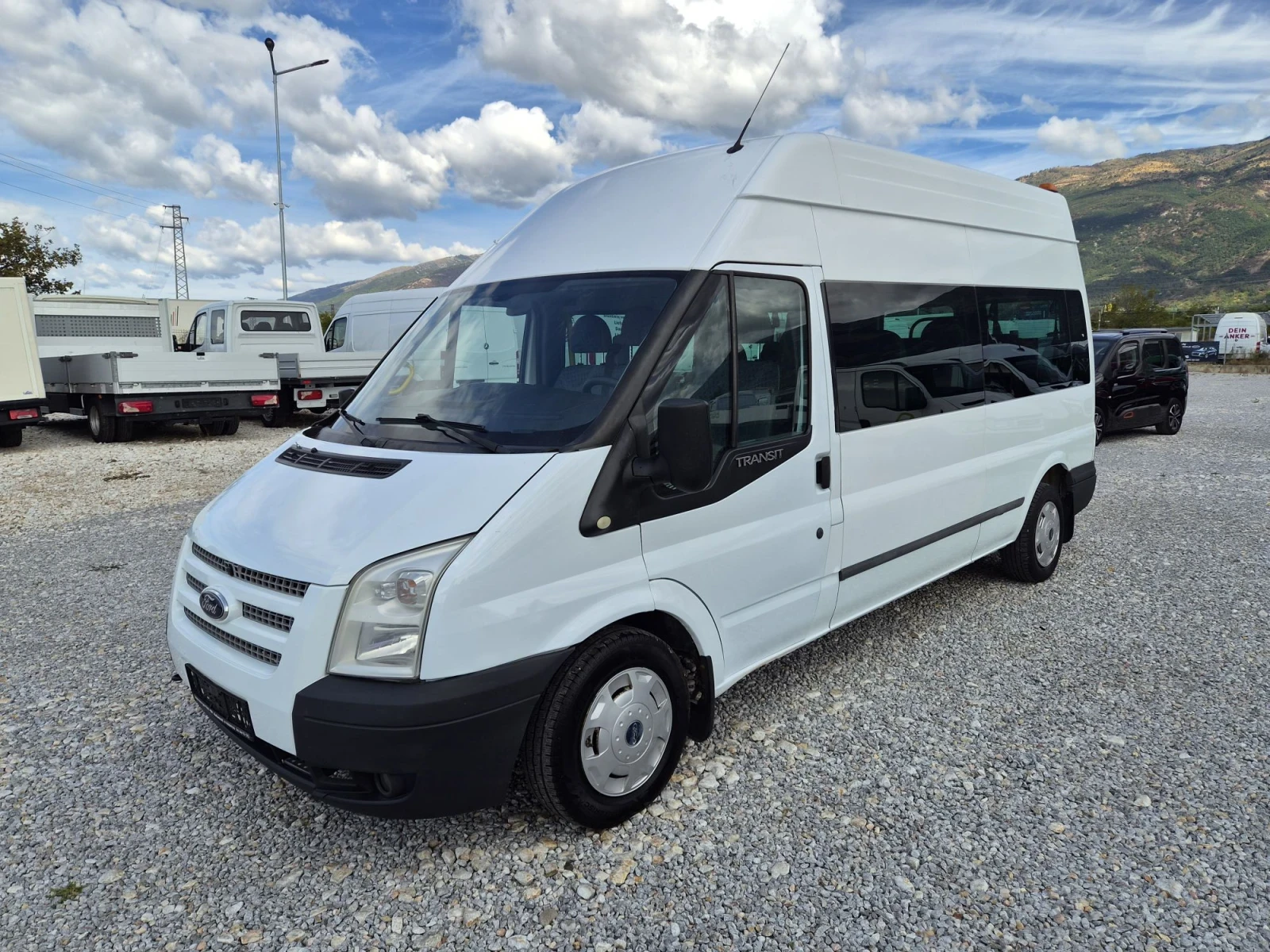 Ford Transit 2.2 TDCi * Пътнически * Климатик * Рампа | Auto.bg — изображение 1 Ford Transit 2.2 TDCi * Пътнически * Климатик * Рампа | Auto.bg — изображение 1