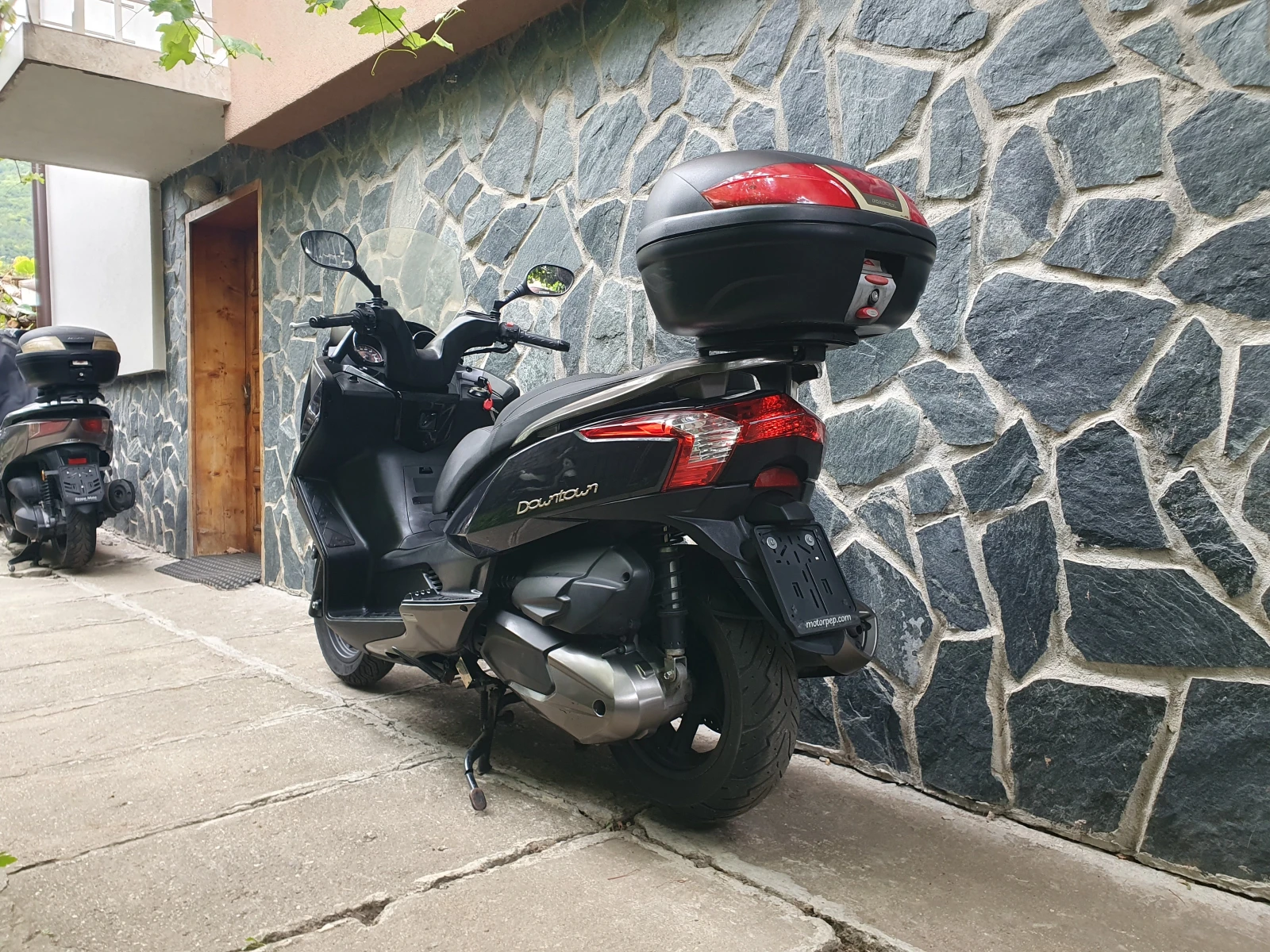 Kymco Downtown 300i и 200i - изображение 4 | Auto.bg Kymco Downtown 300i и 200i - изображение 4