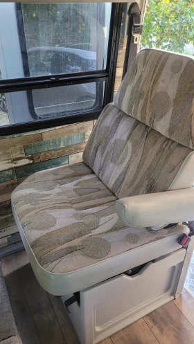 Кемпер VW T4 Rialta Winnebago | Auto.bg — изображение 15 Кемпер VW T4 Rialta Winnebago | Auto.bg — изображение 15