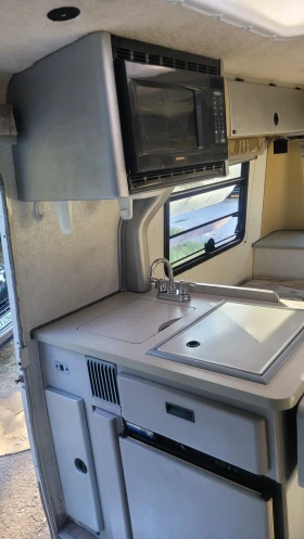 Кемпер VW T4 Rialta Winnebago | Auto.bg — изображение 10 Кемпер VW T4 Rialta Winnebago | Auto.bg — изображение 10