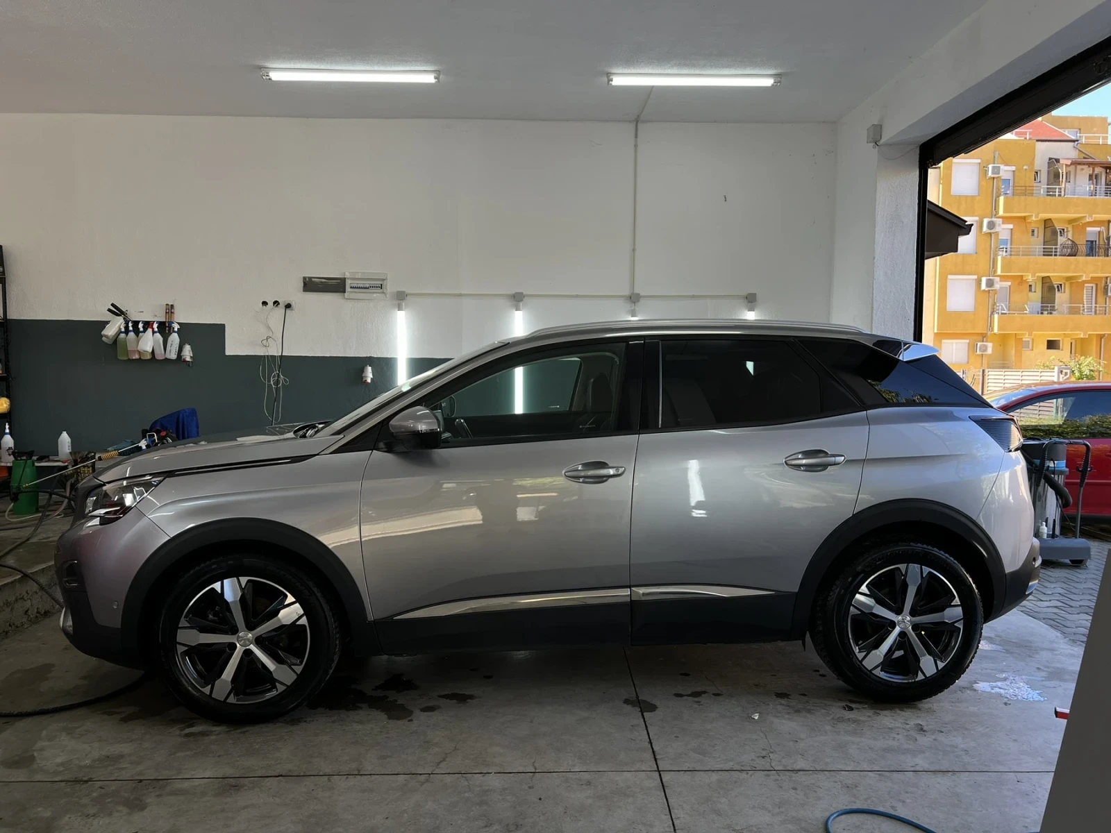 Peugeot 3008 1.6HDI* Auto* GripControl* Allure - изображение 5 | Auto.bg Peugeot 3008 1.6HDI* Auto* GripControl* Allure - изображение 5