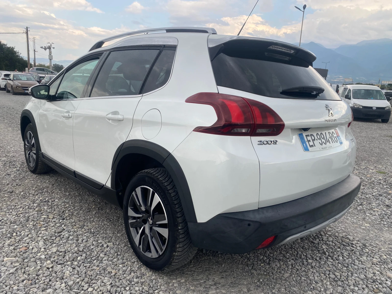 Peugeot 2008 1.6D 120HP 2017/08M  6скорости ALLURE 167000km  - изображение 2 | Auto.bg Peugeot 2008 1.6D 120HP 2017/08M  6скорости ALLURE 167000km  - изображение 2