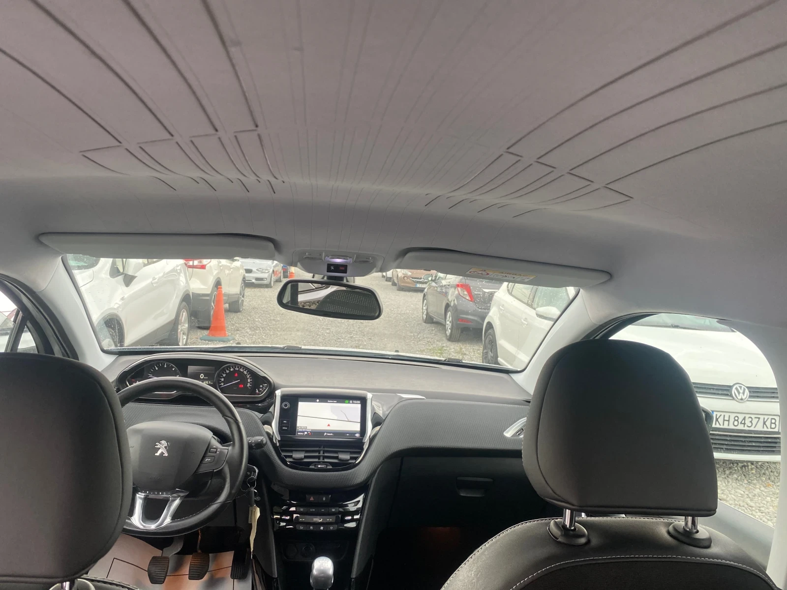 Peugeot 2008 1.6D 120HP 2017/08M  6скорости ALLURE 167000km  - изображение 10 | Auto.bg Peugeot 2008 1.6D 120HP 2017/08M  6скорости ALLURE 167000km  - изображение 10