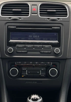 VW Golf 1.6TDI 105hp - 11200 лв. / 5726.47 € - 58363106 13 | Car24.bg VW Golf 1.6TDI 105hp - 11200 лв. / 5726.47 € - 58363106 13