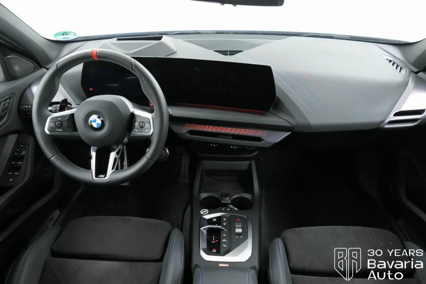 BMW 135  M135 xDrive Steptronic - изображение 6 | Auto.bg BMW 135  M135 xDrive Steptronic - изображение 6