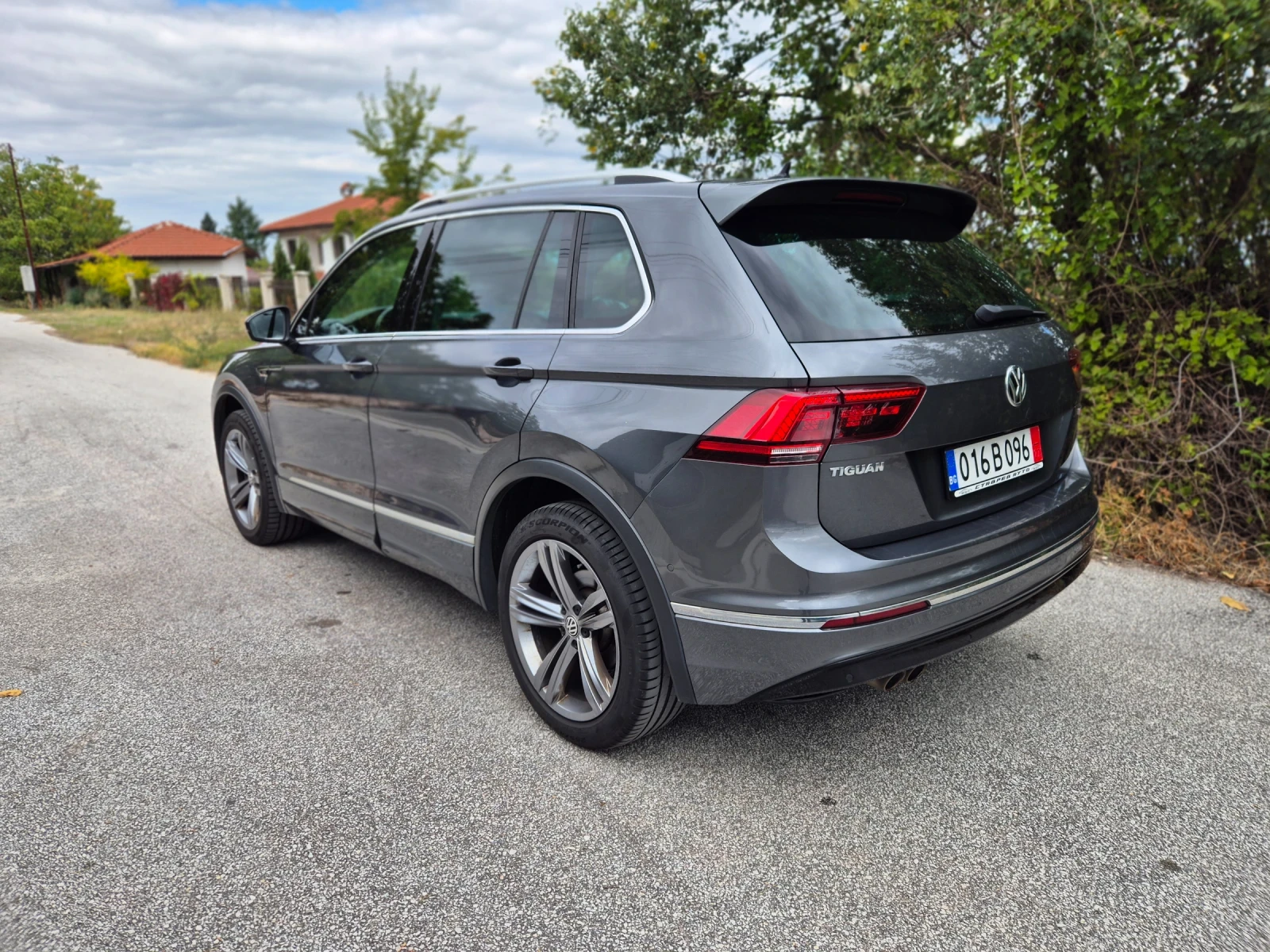 VW Tiguan 2.0D-190кс/4MOTION/Rline  - изображение 5 | Auto.bg VW Tiguan 2.0D-190кс/4MOTION/Rline  - изображение 5