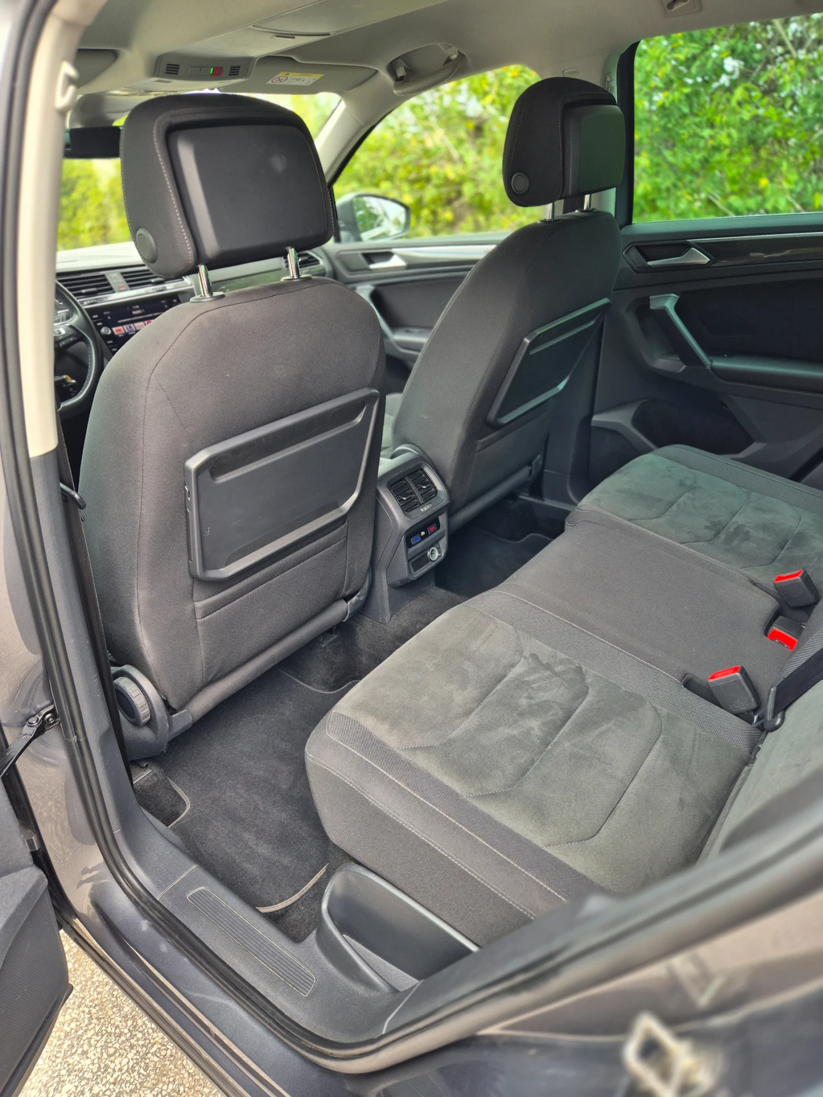 VW Tiguan 2.0D-190кс/4MOTION/Rline  - изображение 8 | Auto.bg VW Tiguan 2.0D-190кс/4MOTION/Rline  - изображение 8