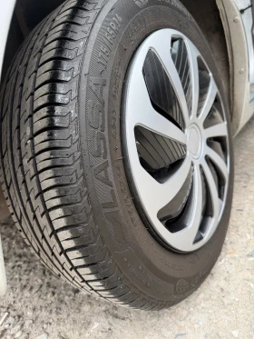 Toyota Yaris verso 1.5VVT-I 101HP GAS KLIMA FACE 2004G | Auto.bg — изображение 9 Toyota Yaris verso 1.5VVT-I 101HP GAS KLIMA FACE 2004G | Auto.bg — изображение 9