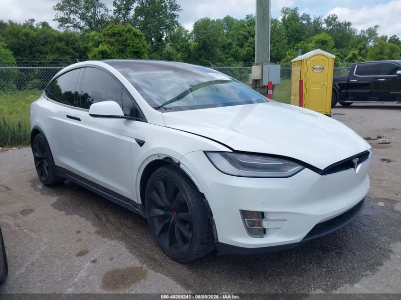 Tesla Model X 100D/75D/90D - 13000 € / 25425.79 лв. - 41658968 1 | Car24.bg Tesla Model X 100D/75D/90D - 13000 € / 25425.79 лв. - 41658968 1