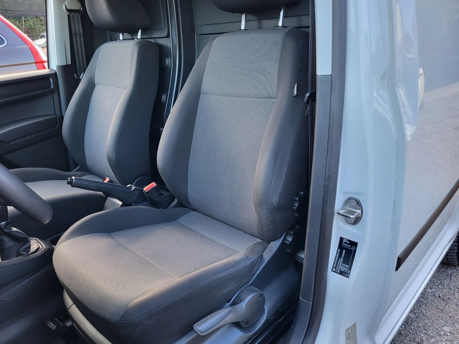 VW Caddy 1.4 -110к.с.-GNC / БЕНЗИН - МЕТАН - изображение 10 | Auto.bg VW Caddy 1.4 -110к.с.-GNC / БЕНЗИН - МЕТАН - изображение 10