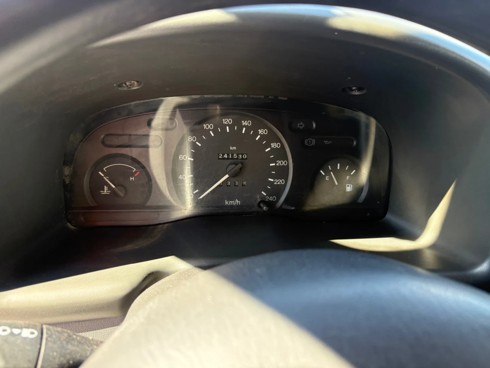 Ford Transit 2, 0 TD - изображение 10 | Auto.bg Ford Transit 2, 0 TD - изображение 10