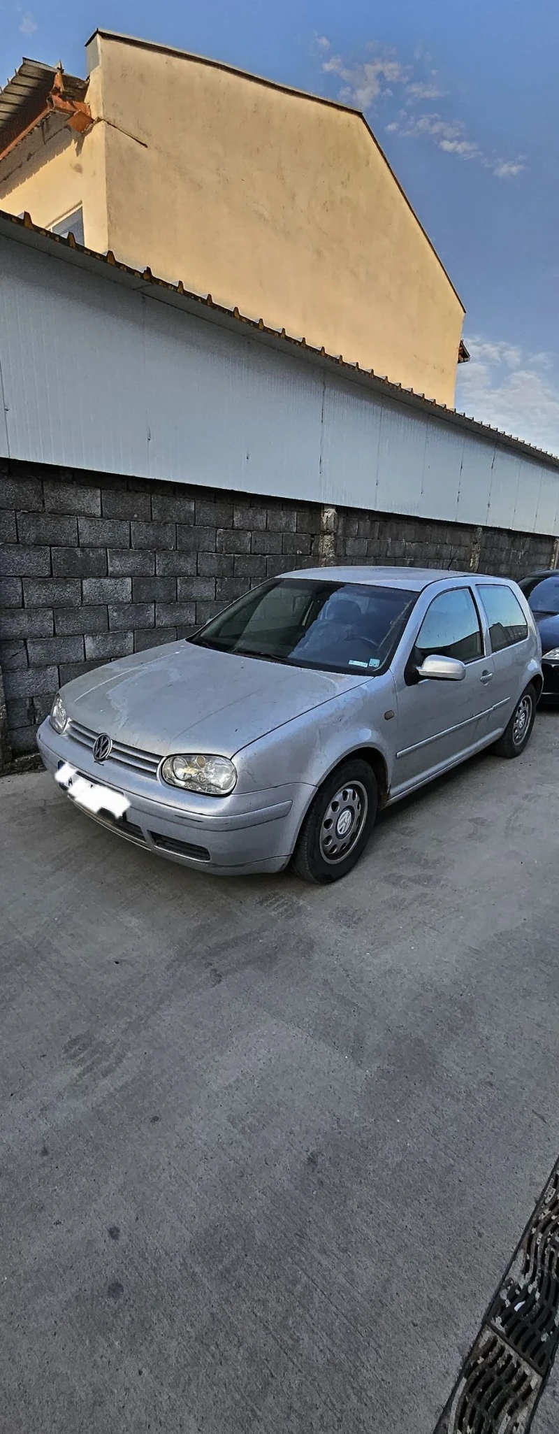 VW Golf 1.8 125hp - 700 € / 1369.08 лв. - 33585854 1 | Car24.bg VW Golf 1.8 125hp - 700 € / 1369.08 лв. - 33585854 1