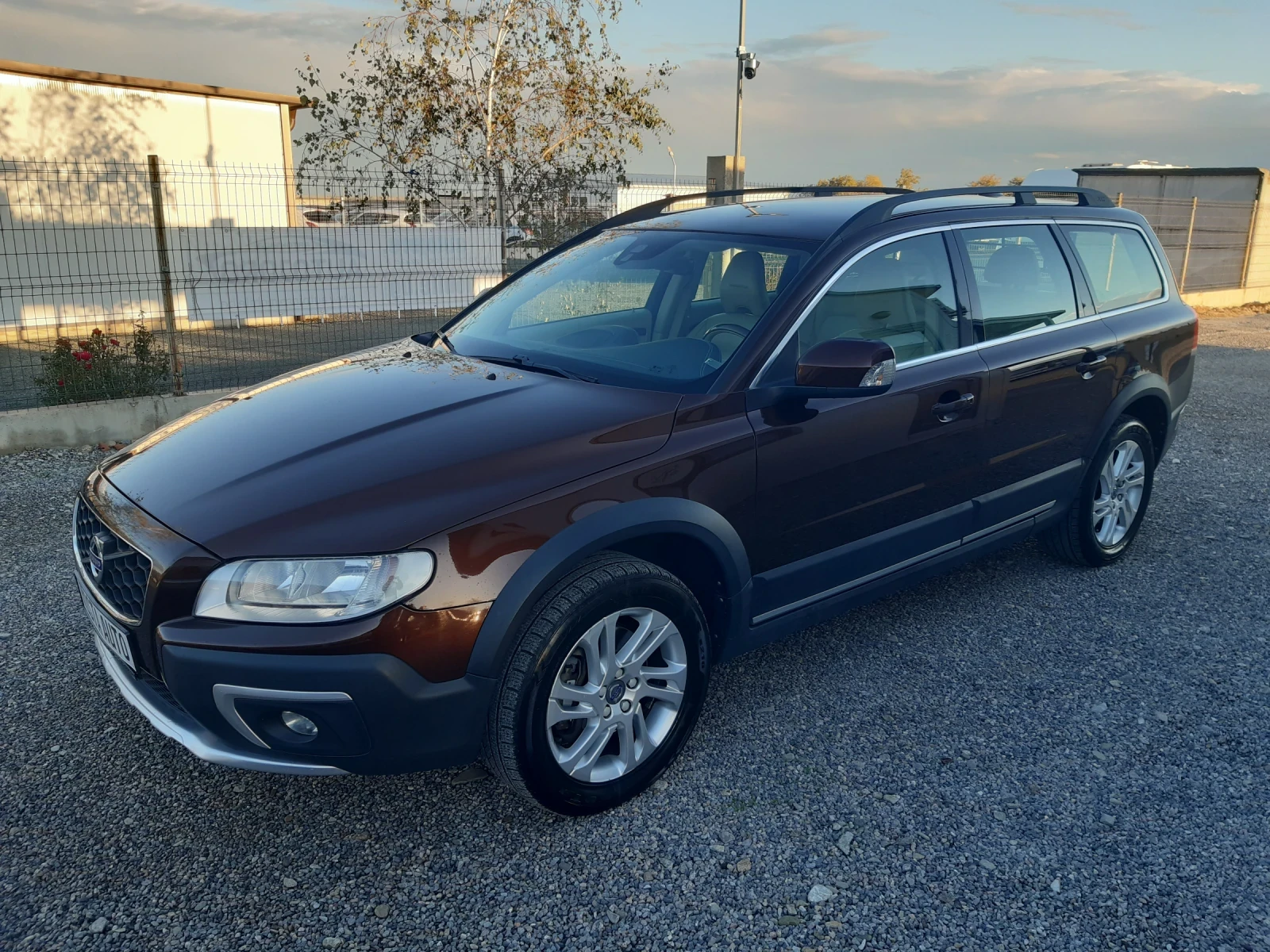 Volvo Xc70 INSCRIPTION-ОБДУХВАНЕ-ПОДГРЯВАНЕ - изображение 8 | Auto.bg Volvo Xc70 INSCRIPTION-ОБДУХВАНЕ-ПОДГРЯВАНЕ - изображение 8