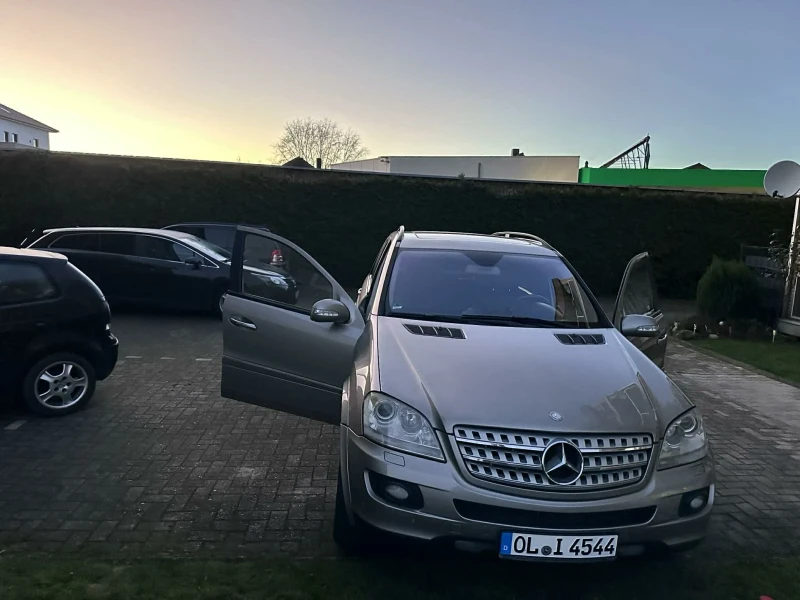 Mercedes-Benz ML 420 - 7500 € / 14668.73 лв. - 77729345 1 | Car24.bg Mercedes-Benz ML 420 - 7500 € / 14668.73 лв. - 77729345 1