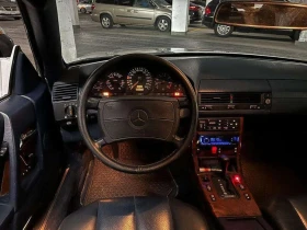 Mercedes-Benz SL 500 / ФИКСИРАНА ЦЕНА С ВСИЧКИ ТАКСИ ДО БЪЛГАРИЯ | Auto.bg — изображение 10 Mercedes-Benz SL 500 / ФИКСИРАНА ЦЕНА С ВСИЧКИ ТАКСИ ДО БЪЛГАРИЯ | Auto.bg — изображение 10