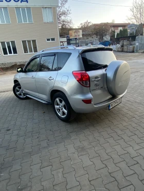 Toyota Rav4 D-4D luxury - 11800 лв. / 6033.24 € - 67173644 6 | Car24.bg Toyota Rav4 D-4D luxury - 11800 лв. / 6033.24 € - 67173644 6
