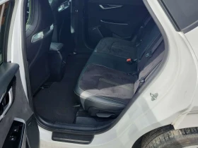 Kia EV6 GT / HUD / 360 / Distronic / Carfax | Auto.bg — изображение 12 Kia EV6 GT / HUD / 360 / Distronic / Carfax | Auto.bg — изображение 12