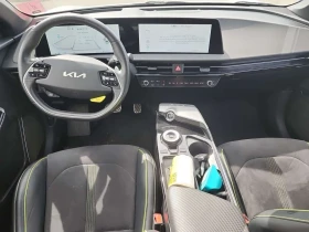 Kia EV6 GT / HUD / 360 / Distronic / Carfax | Auto.bg — изображение 10 Kia EV6 GT / HUD / 360 / Distronic / Carfax | Auto.bg — изображение 10