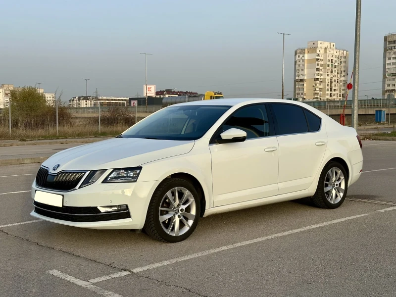 Skoda Octavia FACE LIFT | FULL LED | KEY LESS | AMBIENT - 16299 лв. / 8333.55 € - 16024962 1 | Car24.bg Skoda Octavia FACE LIFT | FULL LED | KEY LESS | AMBIENT - 16299 лв. / 8333.55 € - 16024962 1