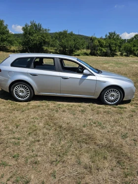 Alfa Romeo 159 sportwagon Фейслифт - 2100 € / 4107.24 лв. - 72617662 3 | Car24.bg Alfa Romeo 159 sportwagon Фейслифт - 2100 € / 4107.24 лв. - 72617662 3