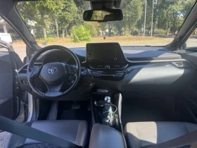Toyota C-HR Toyota C-HR 1.8 Classy Facelift, JBL, кожа | Auto.bg — изображение 12 Toyota C-HR Toyota C-HR 1.8 Classy Facelift, JBL, кожа | Auto.bg — изображение 12